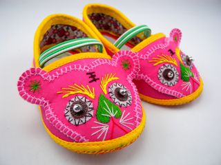 Chaussures d'enfant à tête de lion  Chine XXe siècle